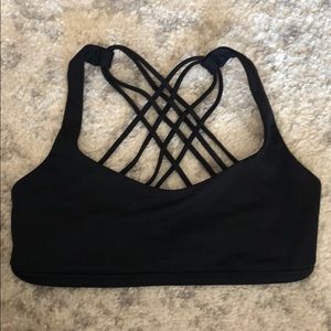 Lululemon Free To Be Bra